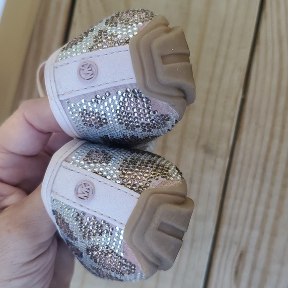 Michael Kors pink leopard girl's size 10 - Picture 9 of 16